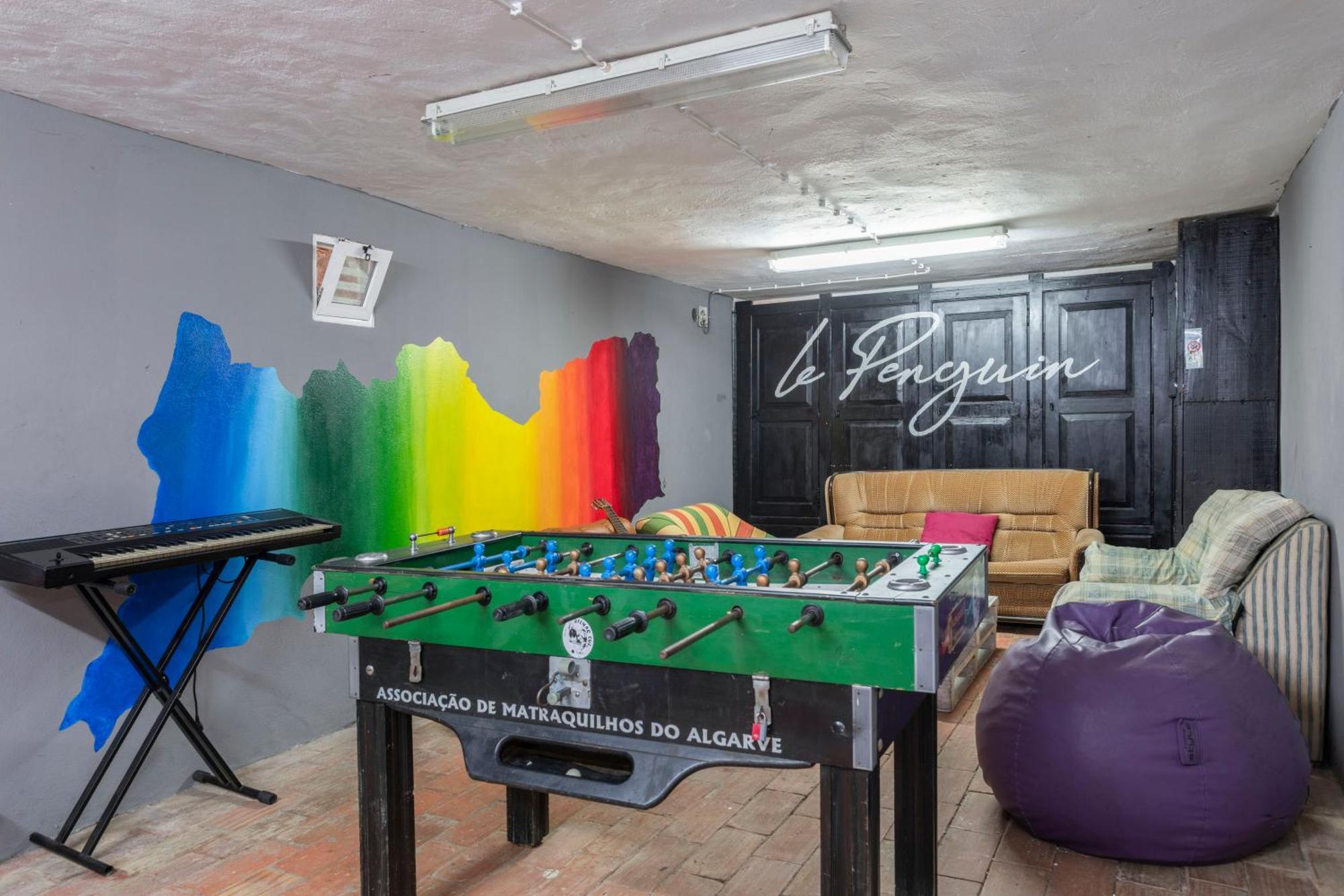 Le Penguin Hostel Faro Eksteriør bilde