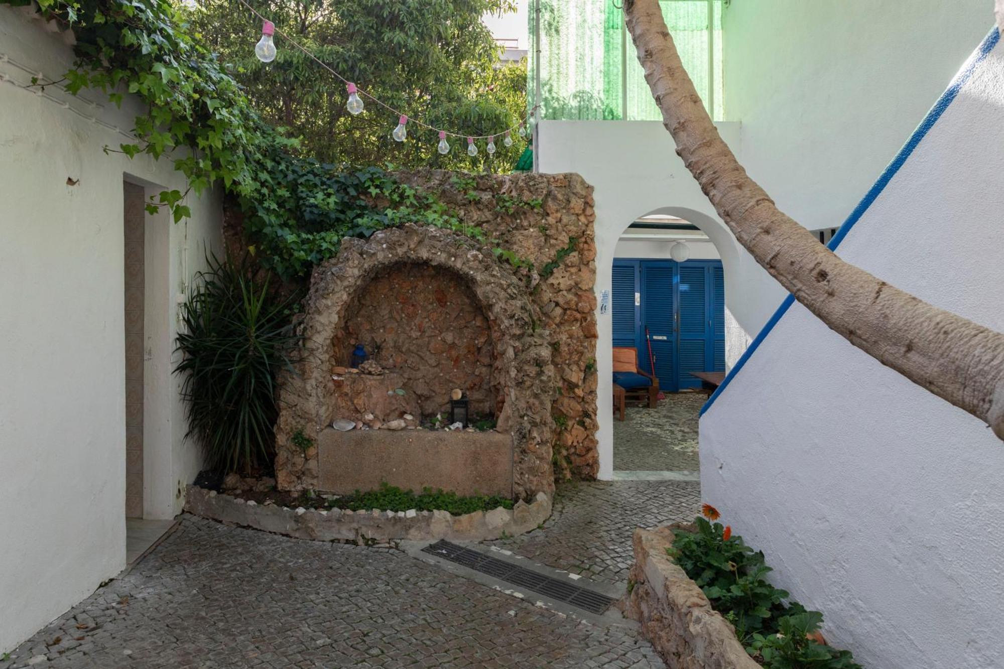 Le Penguin Hostel Faro Eksteriør bilde